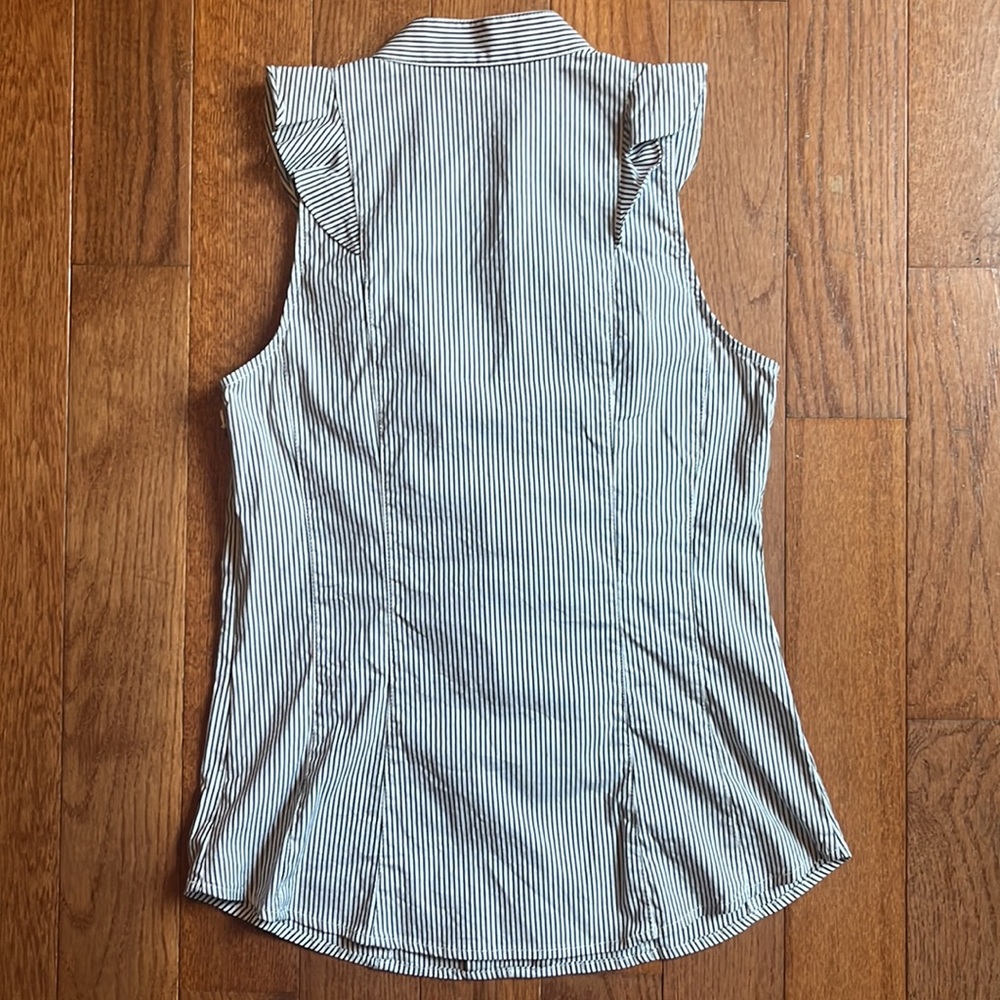 Express ruffle blouse size small - Picture 4 of 4